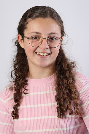 TMF27504 RAFAELA VICENTE