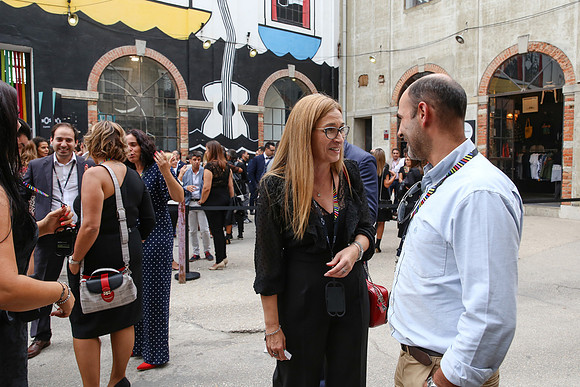 ©Dora Miller V9534