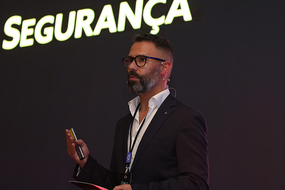 ©Telmo Miller Y2811